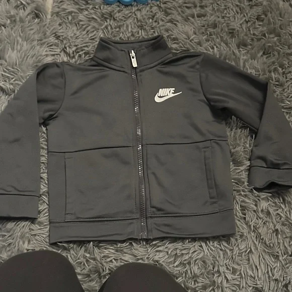 Nike Charcoal Full-Zip Jacket - Picture 1 of 2
